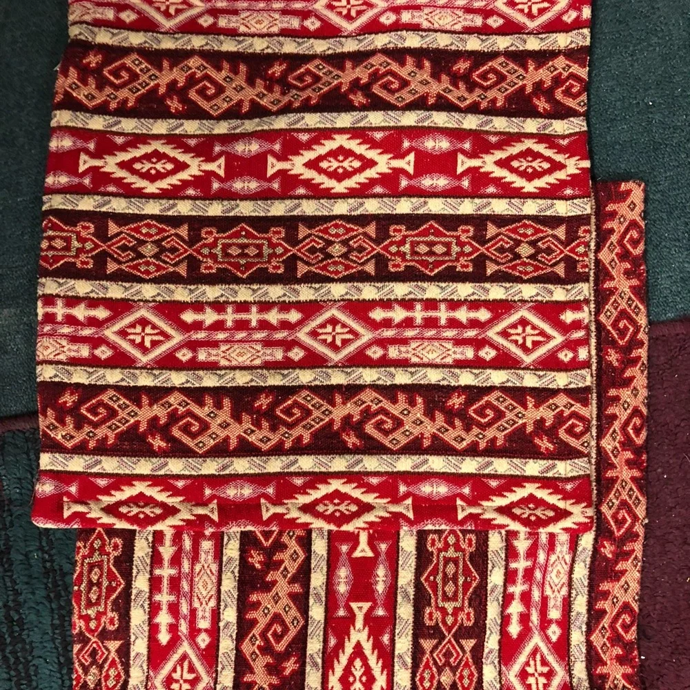 VTG SQUARE TRIBAL PILLOWCASES‎